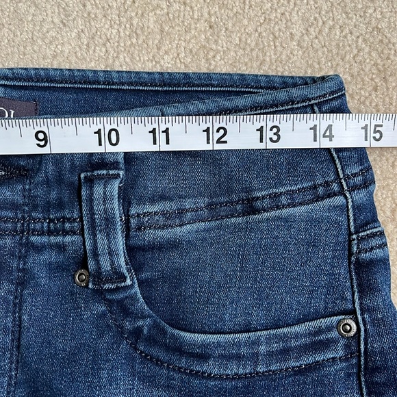 NYDJ (Not Your DaughterJeans) Marylyn Straight. Lift & tuck technology Size US 6 - Picture 5 of 13